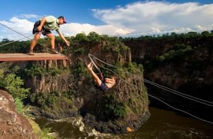 vic falls gorge swing (WETU)